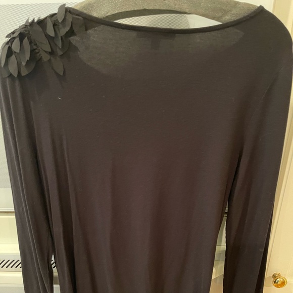 Anne Klein Black Top with detail sheer on shoulder - Picture 8 of 9